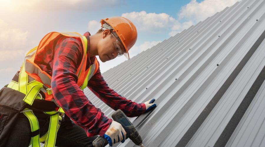 Professional residential roofers in Bennington, NE